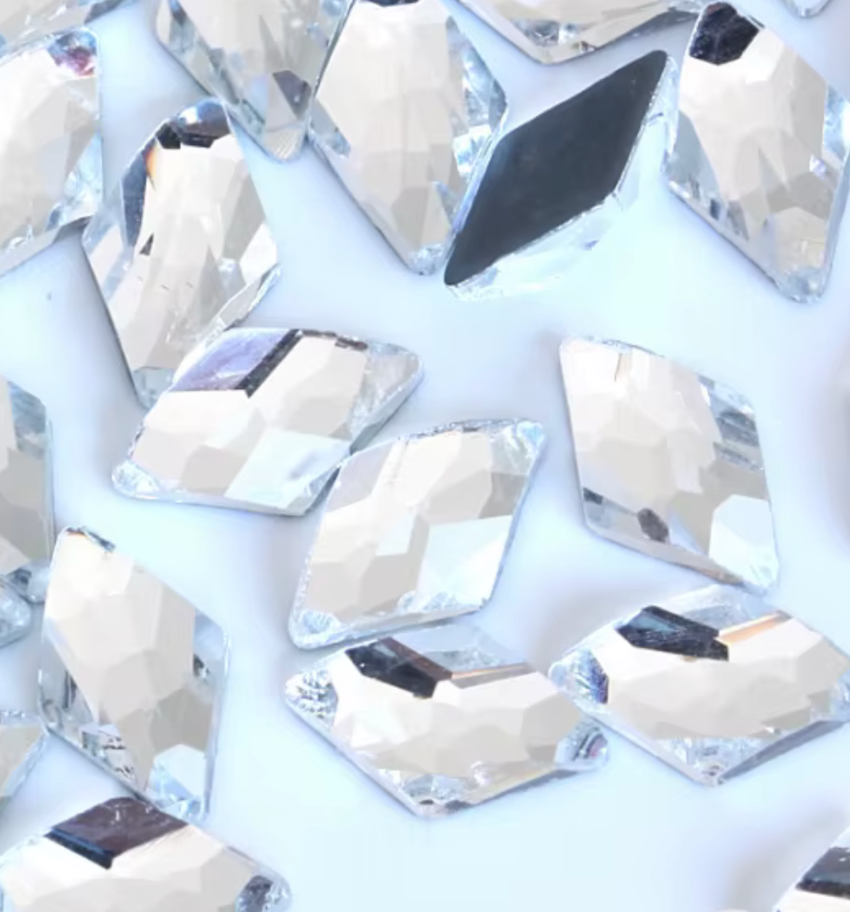 CLEAR SHAPES Hot Fix