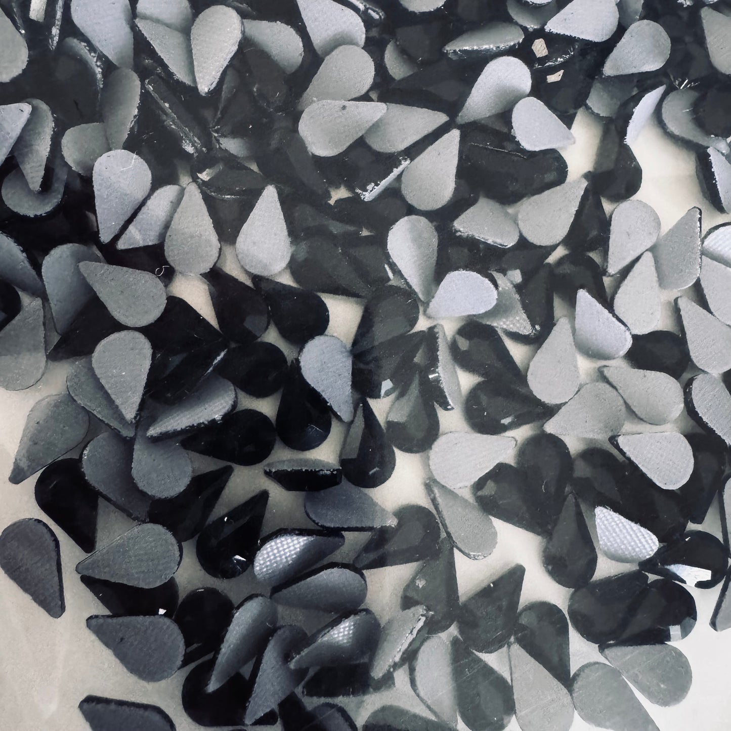 COLORS SHAPES Hot Fix Glass